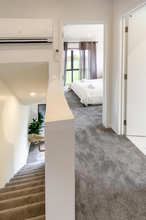 Апартаменты Peaceful Park View Townhouse 2 Bed W/Carpark Крайстчёрч Экстерьер фото